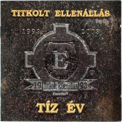 Tíz év