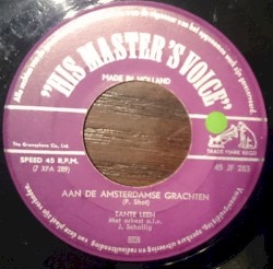 Aan de Amsterdamse grachten / De oude straatmuzikant