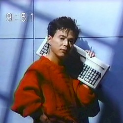 CM1985年