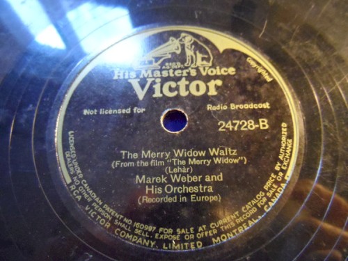 Villa / The Merry Widow Waltz