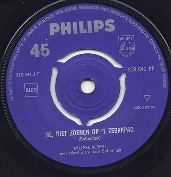He, niet zoenen op ’t zebrapad / Bobby’s brommer