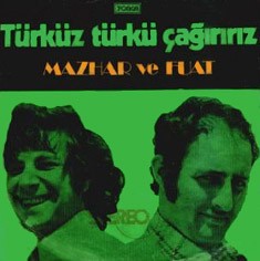 Türküz Türkü Çağırırız / Güllerin İçinden
