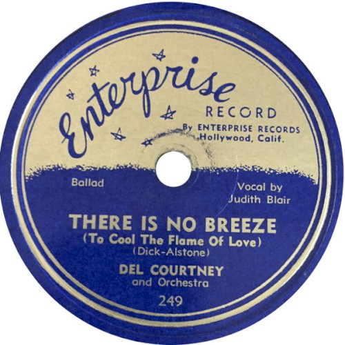 There Is No Breeze / Hold Me-Hold Me-Hold Me