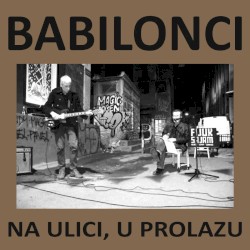 Na ulici, u prolazu