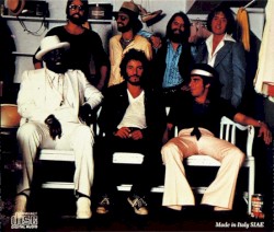 1975‐10‐02: Uptown Theatre, Milwaukee, WI, USA