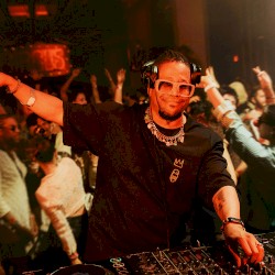 Funky Disco & House Mix Inside a Circus: Felix da Housecat
