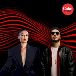Sarıl Bana