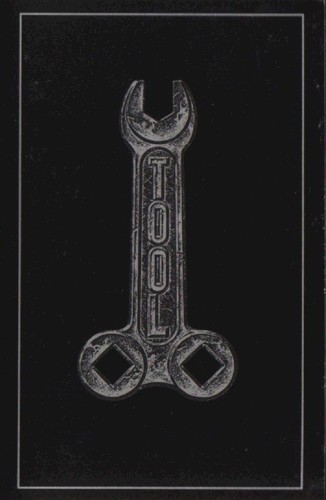 72826