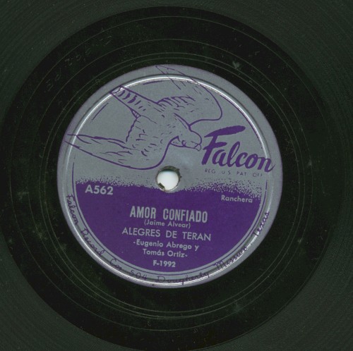 Amor confiado / Caricias traicioneras
