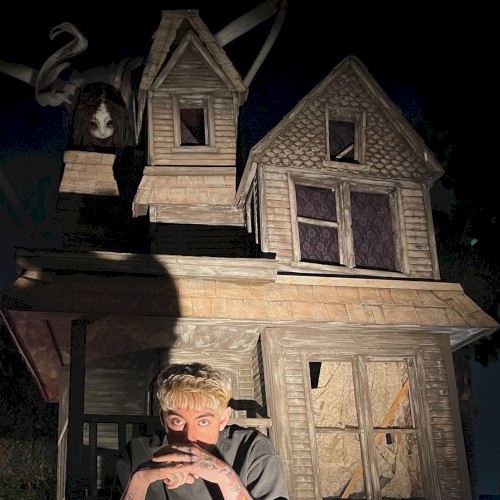 HOUSE OF 1000 CORPSES