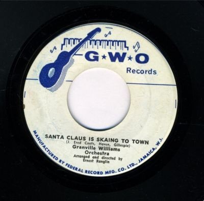 Santa Claus Is Skaing To Town / Silver Bells