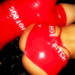 Hot Dog & Hot Bitch