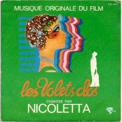 Les Volets clos