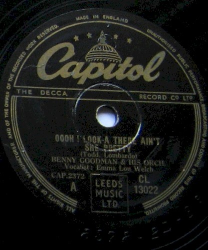 Oooh! Look-A There Ain't She Pretty / Gonna Get a Girl