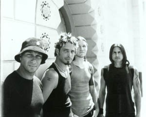 2003-12-07: Los Angeles, CA, USA