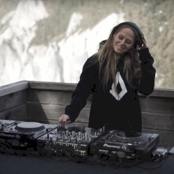 Nora En Pure | Graubünden, Switzerland