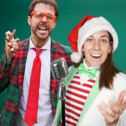 Never Gonna Give You Up (Christmas Style)
