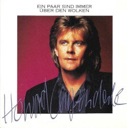 Ein paar sind immer über den Wolken