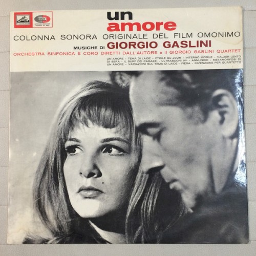 Un Amore