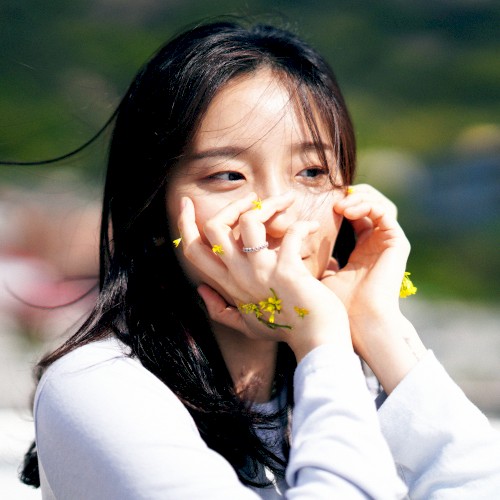 널 향해 피어나