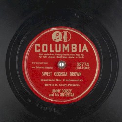 Sweet Georgia Brown / Kiss Me