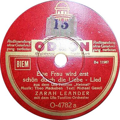 Eine Frau wird erst schön durch die Liebe / Drei Sterne sah ich scheinen
