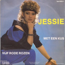 Met een kus / Vijf rode rozen