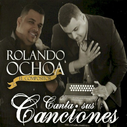 El compositor canta sus canciones