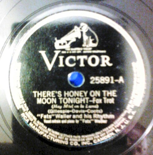 There's Honey on the Moon Tonight / Fair and Square