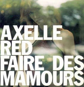 Faire des mamours