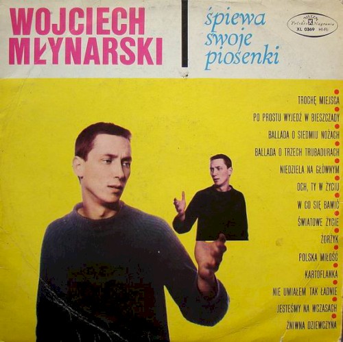 Śpiewa swoje piosenki