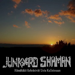 Hämähäkit kehräsivät unta kalloissaan