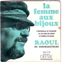 La Femme aux bijoux