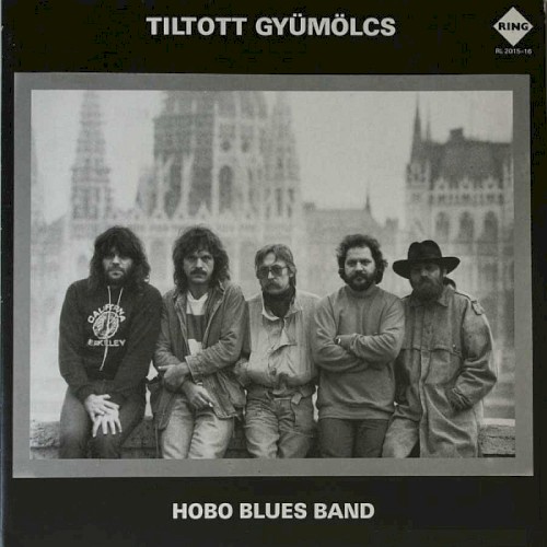 Tíltott Gyümölcs