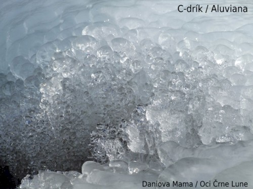 Daniova Mama / Oci Črne Lune
