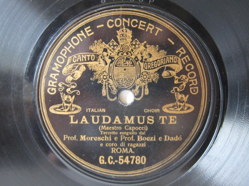 Laudamus te