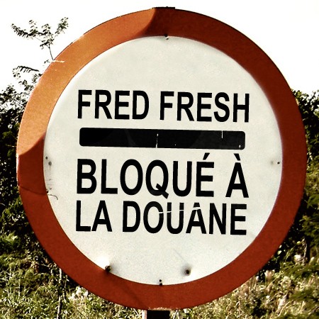 Bloqué à la douane