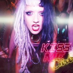 Kiss Me Girl
