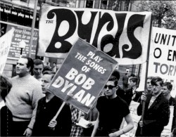 Play the Songs of Bob Dylan