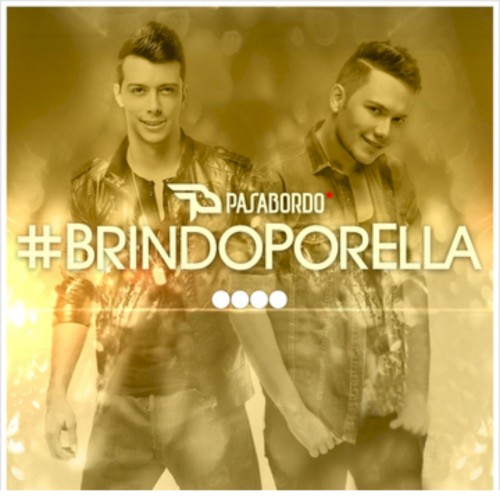 Brindo por ella