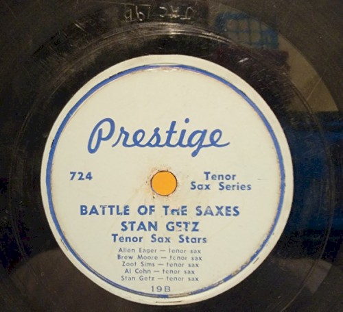 Battle of the Saxes / Wrap Your Troubles in Dreams
