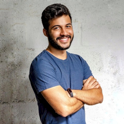 Man_Smiling_Alone_Without_Royalties.jpg