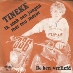 Ik zoek een jongen met een motor / Ik ben verliefd
