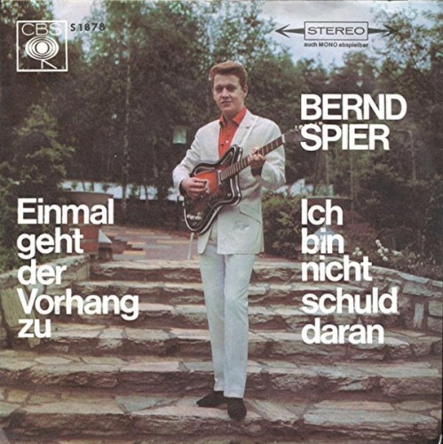 Einmal geht der Vorhang zu