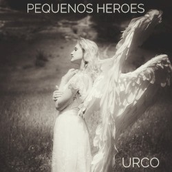 Pequeños héroes