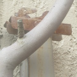 Using a Large Piece of Metal as a Radio Antenna