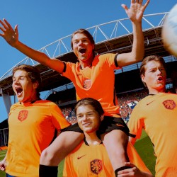 De leeuw komt eraan