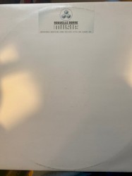Mieux vaut tard que jamais / Garde tes ennemis près de toi