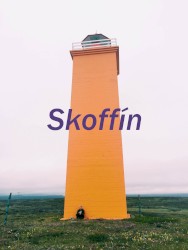 Í Hallargarðinum