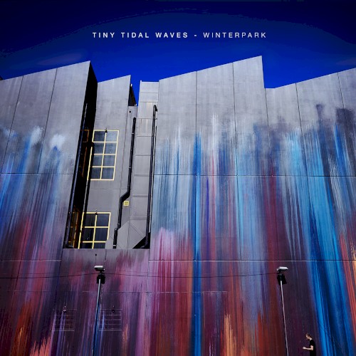 Tiny Tidal Waves